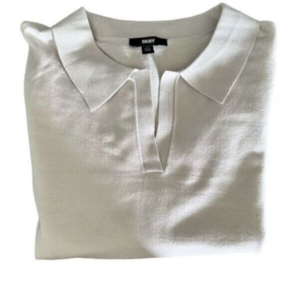 NWT - DKNY  Women’s Ivory Color V Neck Short Sleeve Sweater - Size Large - Picture 1 of 5